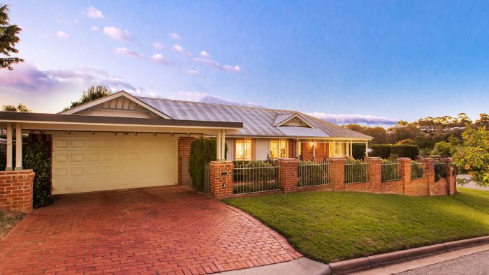 1 Chelsea Ct, West Albury NSW 2640, Australia