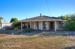 5 Green Island Cres, Bayonet Head WA 6330, Australia