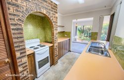 5 Green Island Cres, Bayonet Head WA 6330, Australia