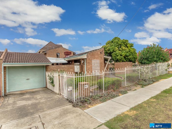 42 East St, Maylands WA 6051, Australia