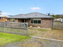 7 Frogmouth Ln, Primrose Sands TAS 7173, Australia