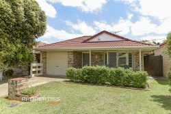 65 Lakeside Cres, Forest Lake QLD 4078, Australia