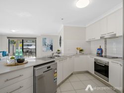 36 Rothburn St, Doolandella QLD 4077, Australia