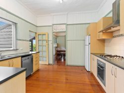 4 Tavistock St, Oxley QLD 4075, Australia