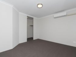 2/5 Barmond Rd, Cannington WA 6107, Australia