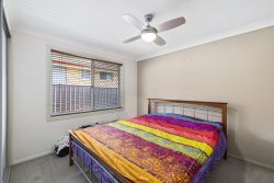 2/1 Coorabin Cres, Toormina NSW 2452, Australia