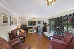 168 Copacabana Dr, Copacabana NSW 2251, Australia