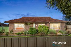 132 Casey Dr, Lalor VIC 3075, Australia