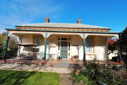 69 Stewart St, Devonport TAS 7310, Australia