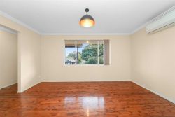 2 Jed Pl, Marayong NSW 2148, Australia