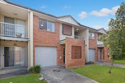 Unit 25/4 Myola St, The Promenade Browns Plains, Browns Plains QLD 4118, Australia