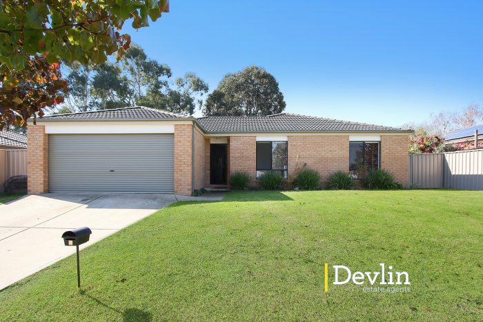 8 Orchard Grove, Beechworth VIC 3747, Australia