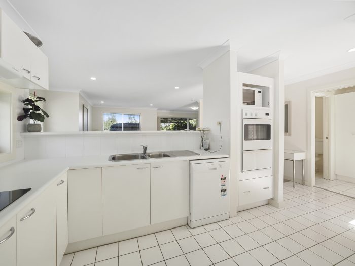 7/2-4 Osprey Pl, Korora NSW 2450, Australia