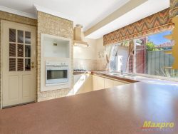 3 Woolmore Cross, Atwell WA 6164, Australia