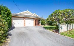 113 Lockyer St, Adamstown NSW 2289, Australia