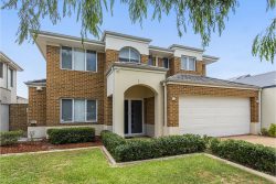 40 Vaucluse Cct, Belmont WA 6104, Australia