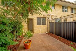 3/80 Samson St, White Gum Valley WA 6162, Australia