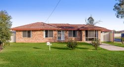 22 Cooper Ave, Oakey QLD 4401, Australia