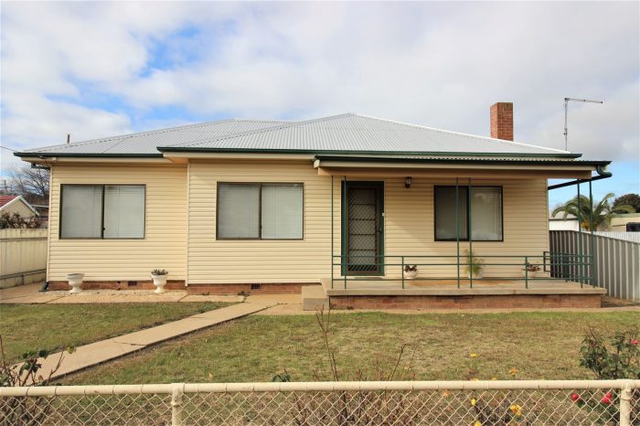 14 Hay St, Cootamundra NSW 2590, Australia