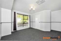 13 Reed Cl, Thornlie WA 6108, Australia