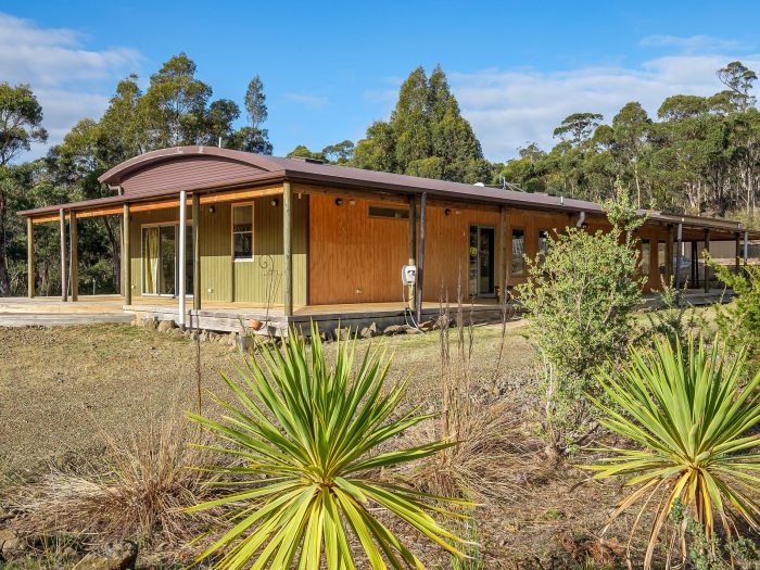 37 Esperance Coast Rd, Surges Bay TAS 7116, Australia