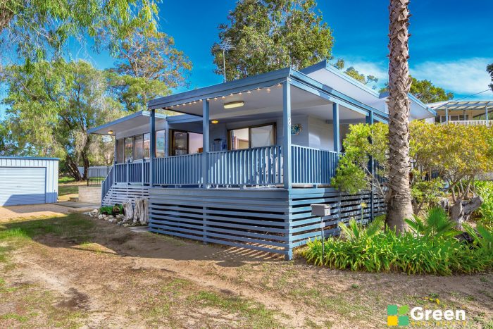 8 Iluka Rd, Dawesville WA 6211, Australia