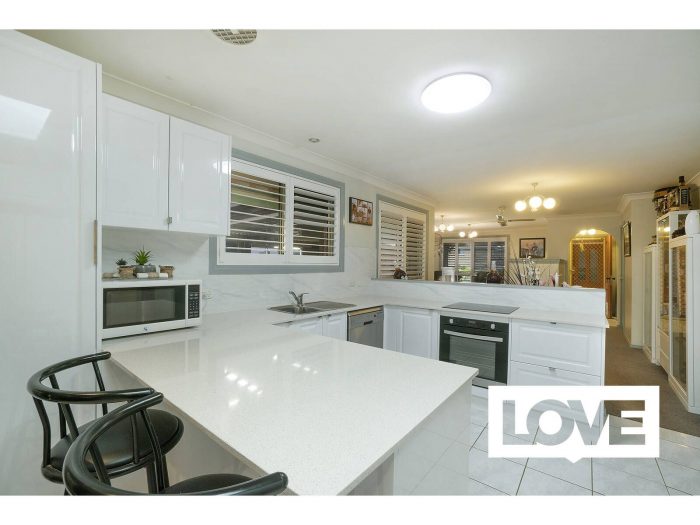 1 Ibis Cl, Mount Hutton NSW 2290, Australia