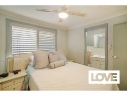 1 Ibis Cl, Mount Hutton NSW 2290, Australia