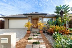 10 Girraween St, Pimpama QLD 4209, Australia