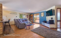 152 Ulster Rd, Spencer Park WA 6330, Australia