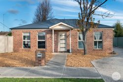 1/509 Bell St, Redan VIC 3350, Australia