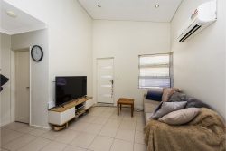 4/88 Harrison St, Nollamara WA 6061, Australia