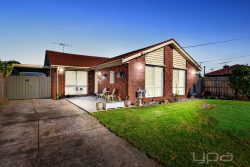 22 Kamil St, Melton South VIC 3338, Australia