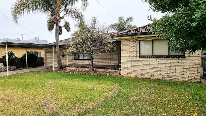 523 Kotthoff St, Lavington NSW 2641, Australia