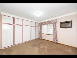 8 Messenger St, Kelmscott WA 6111, Australia