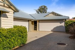 2/46 Cranley St, South Toowoomba QLD 4350, Australia