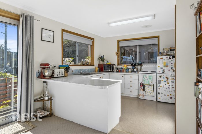 Unit 1/35 Ogilvie St, Mount Stuart TAS 7000, Australia