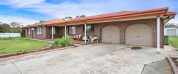 5 Fifield Cl, Culcairn NSW 2660, Australia