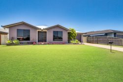 58 Poulsen Dr, Marian QLD 4753, Australia