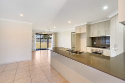 58 Poulsen Dr, Marian QLD 4753, Australia