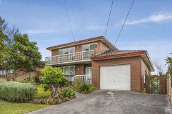 30 Barbara Cres, Avondale Heights VIC 3034, Australia