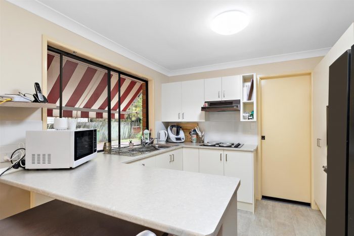 Unit 1/5 Boat St, Parakeet Lodge, Victoria Point QLD 4165, Australia