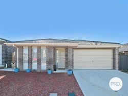 24 Elia Ware Cres, Bonner ACT 2914, Australia