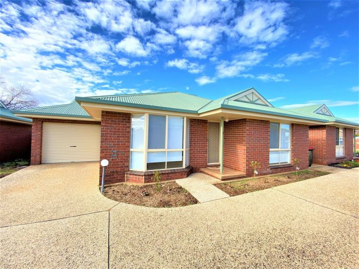 8/17-19 Watson Rd, Griffith NSW 2680, Australia