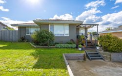 92 Hillman St, Spencer Park WA 6330, Australia