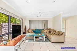 13 Hodkinson St, Redlynch QLD 4870, Australia