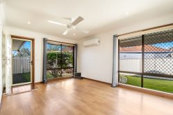 Unit 1/2 Marge Porter Pl, West Ballina NSW 2478, Australia