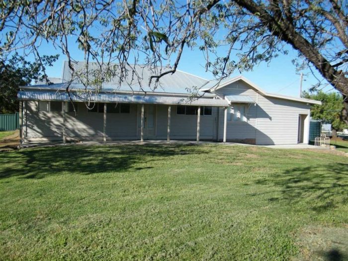 6 North Ave, Quirindi NSW 2343, Australia