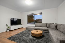 43A Lamond St, Alfred Cove WA 6154, Australia