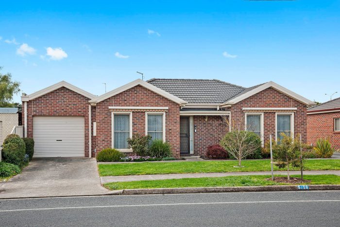 Unit 5/59 Beverin St, Sebastopol VIC 3356, Australia